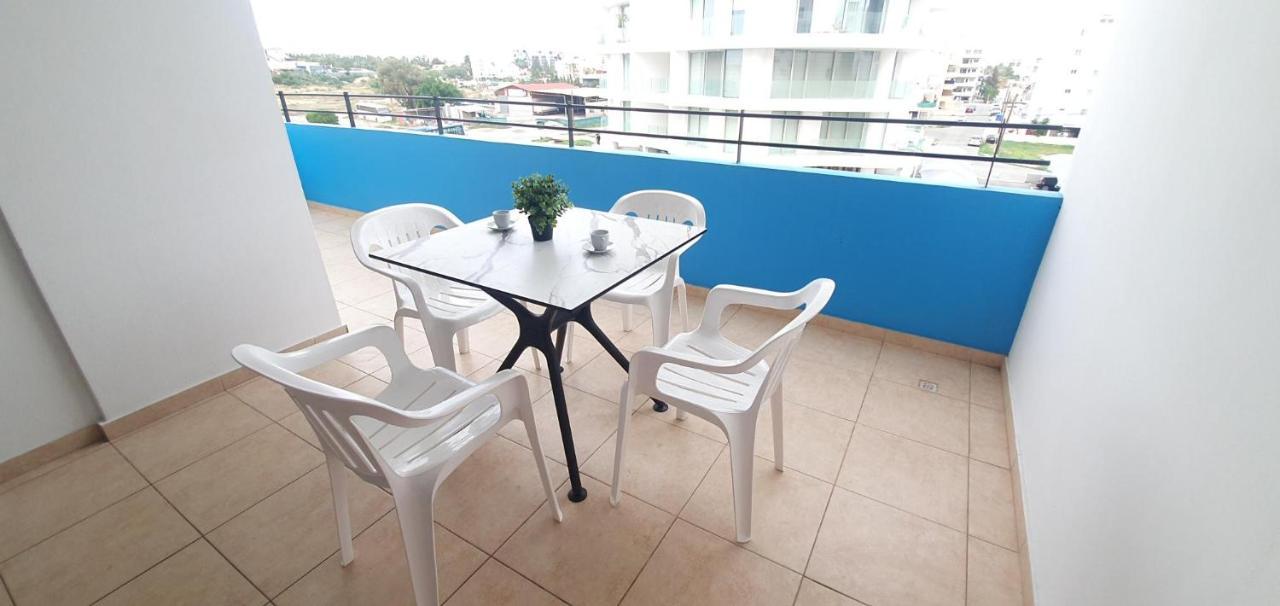 Vasilas Holiday Apartment #2 Larnaca Exterior photo