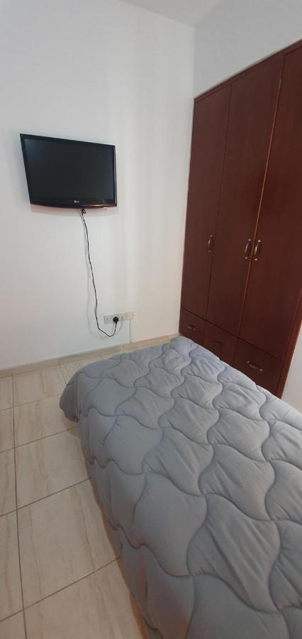 Vasilas Holiday Apartment #2 Larnaca Exterior photo